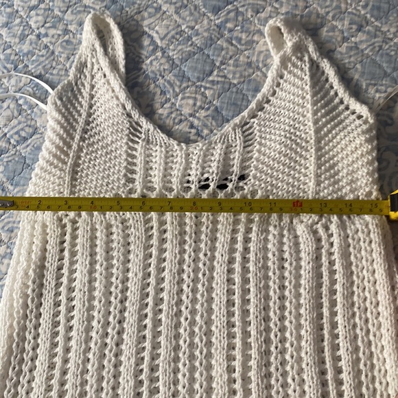 Brand new without tag’s beautiful swimsuit coverup: Made in Italy. - Picture 5 of 7